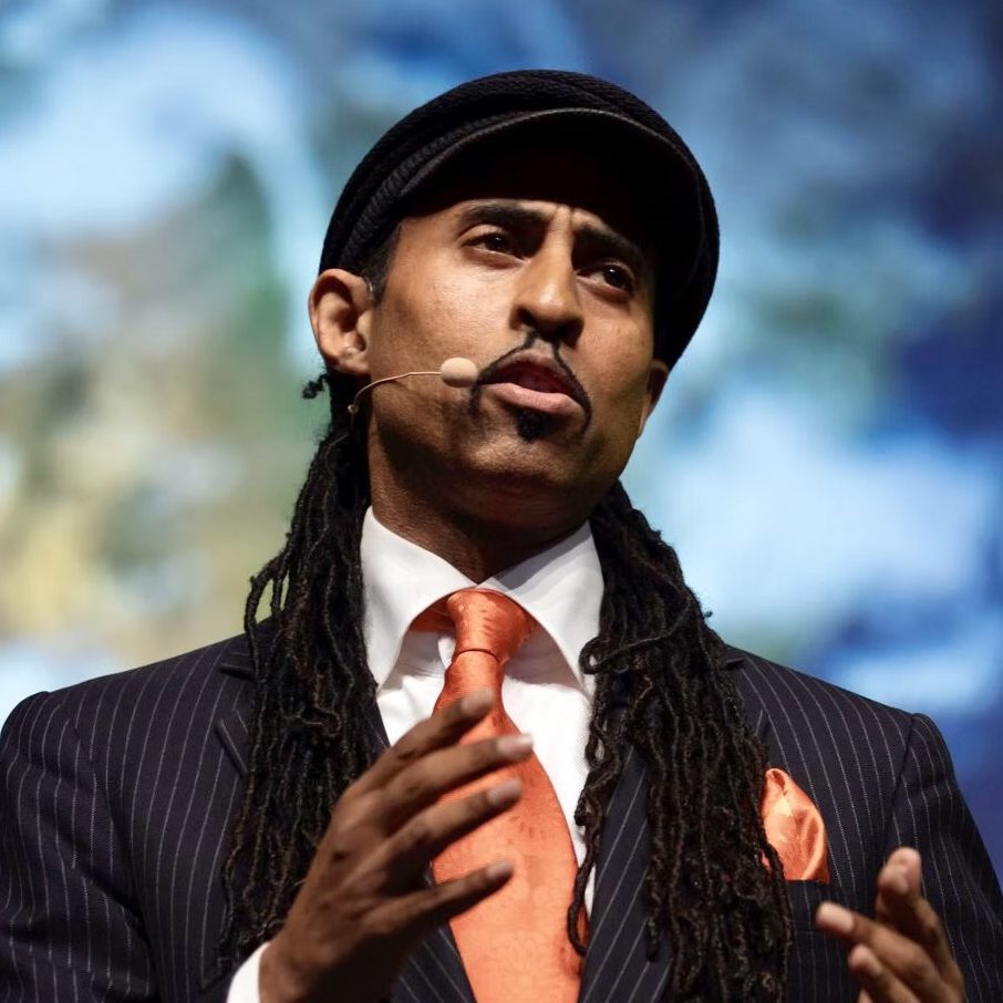 Mustafa Santiago Ali